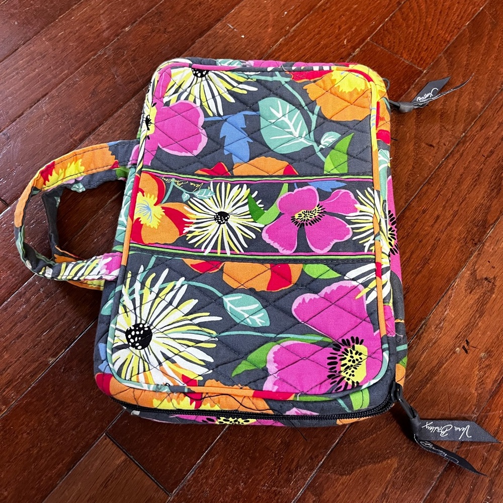 Vera Bradley Jazzy Blooms Travel Organizer
